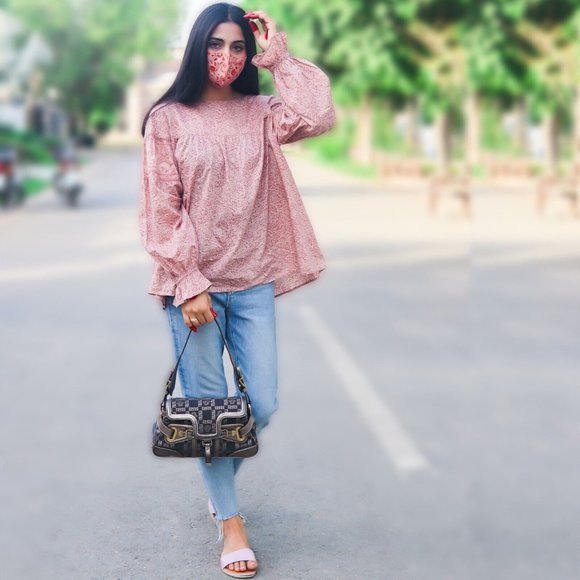 Versace Women Handbag Black/Gold Tone Shoulder Bag Made in Italy Authentic - Picture 11 of 11